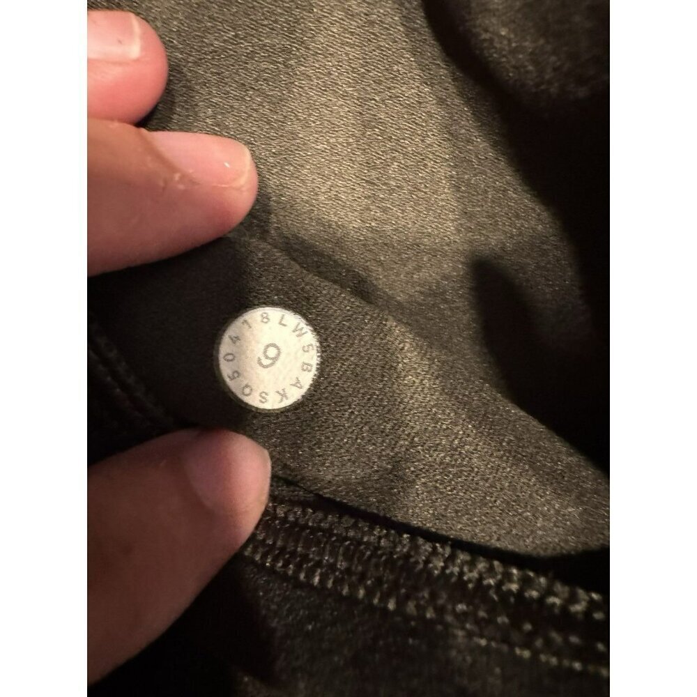 Lululemon Reveal Tight *En Avante Dark Olive Size 6 EUC - Picture 6 of 7
